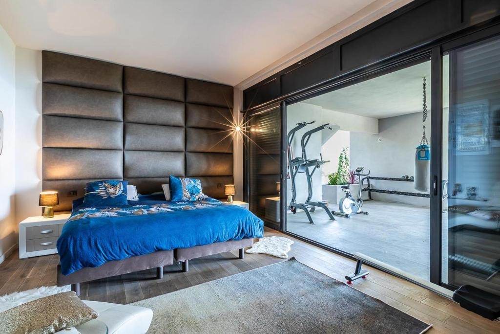 Villa avec barbecue, jacuzzi et jardin | Vue mer — photo 12