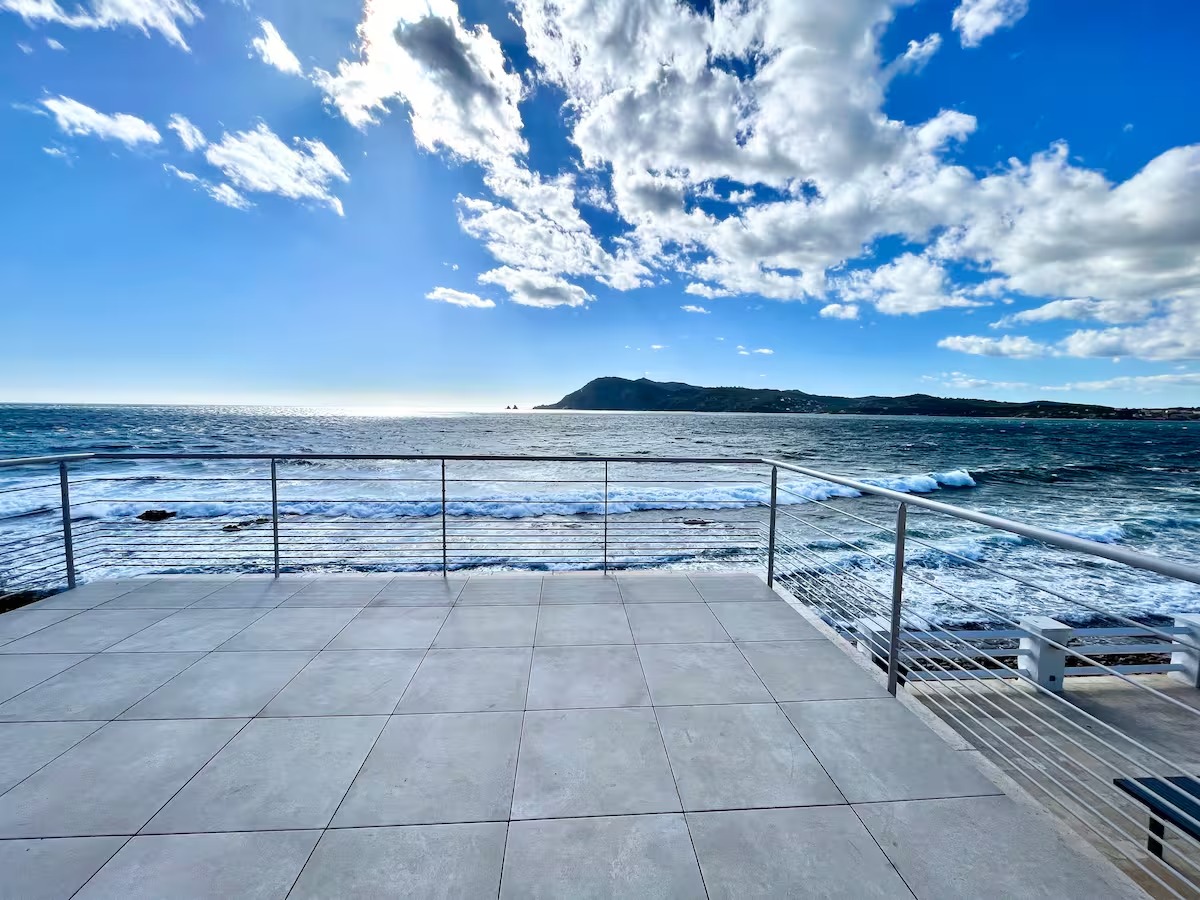 Villa Pieds dans l'Eau – Le Paradis Privé face à la Baie — photo 7