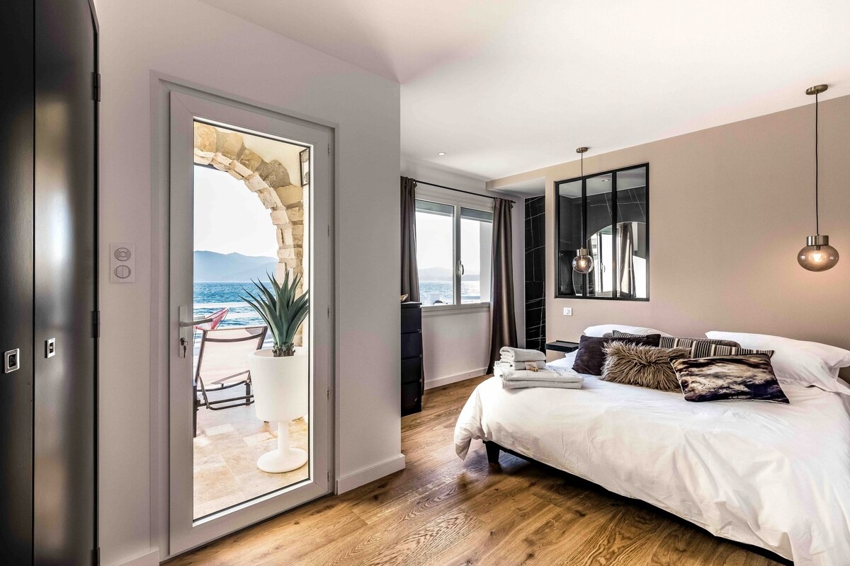 Villa Pieds dans l'Eau – Le Paradis Privé face à la Baie — photo 10