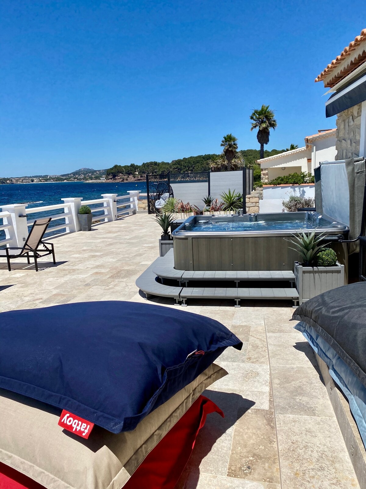 Villa Pieds dans l'Eau – Le Paradis Privé face à la Baie — photo 16