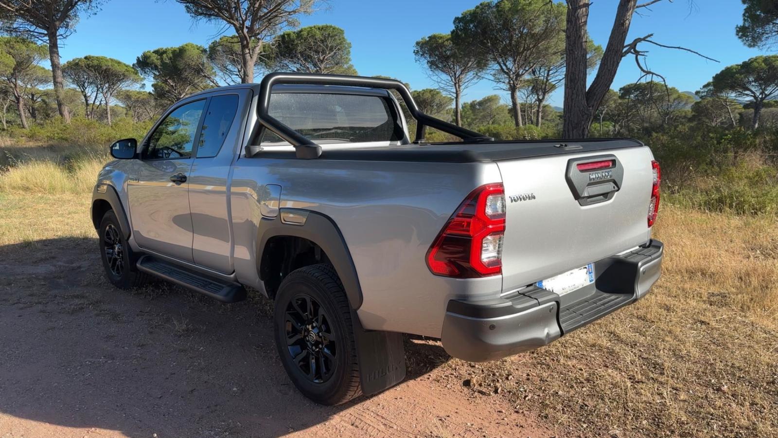 Toyota Hilux  Invincible 2.4 D-4D 150 ch Rc23 — miniature 2