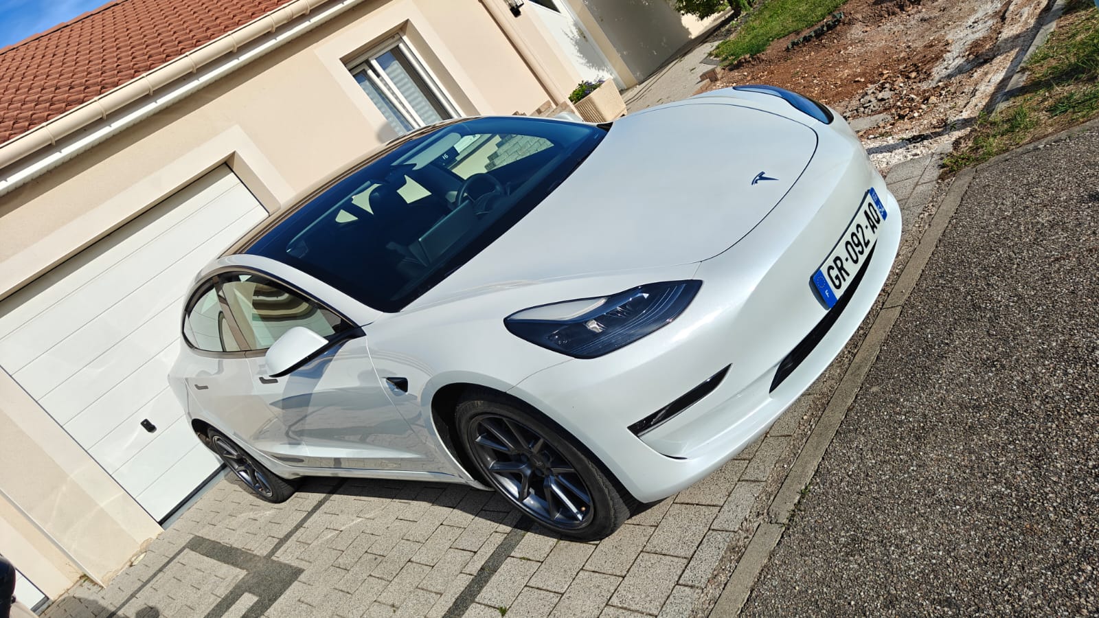 Tesla  Model 3 Grande Autonomie Propulsion — miniature 4