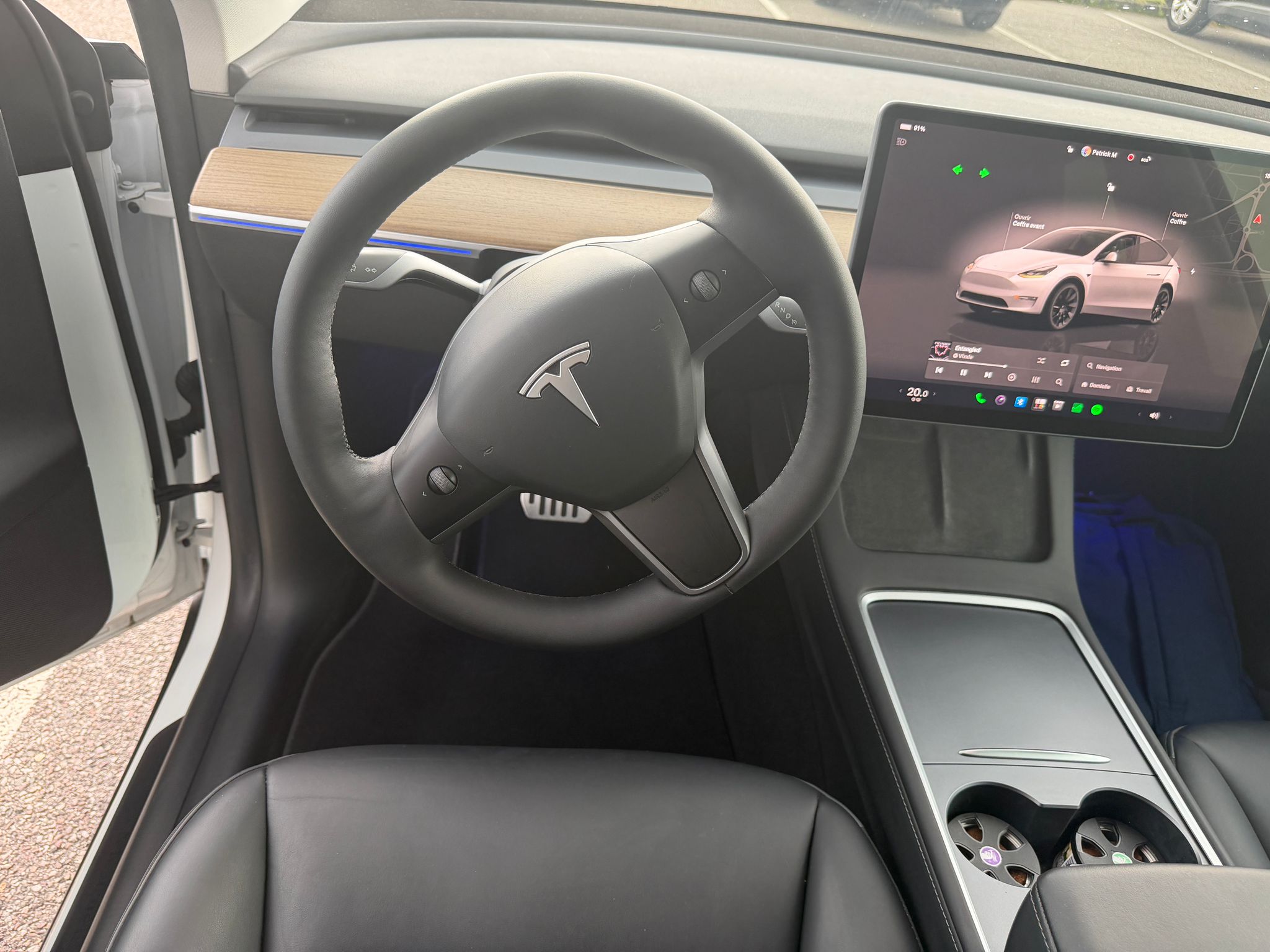 Tesla  Model Y grande autonomie — miniature 8