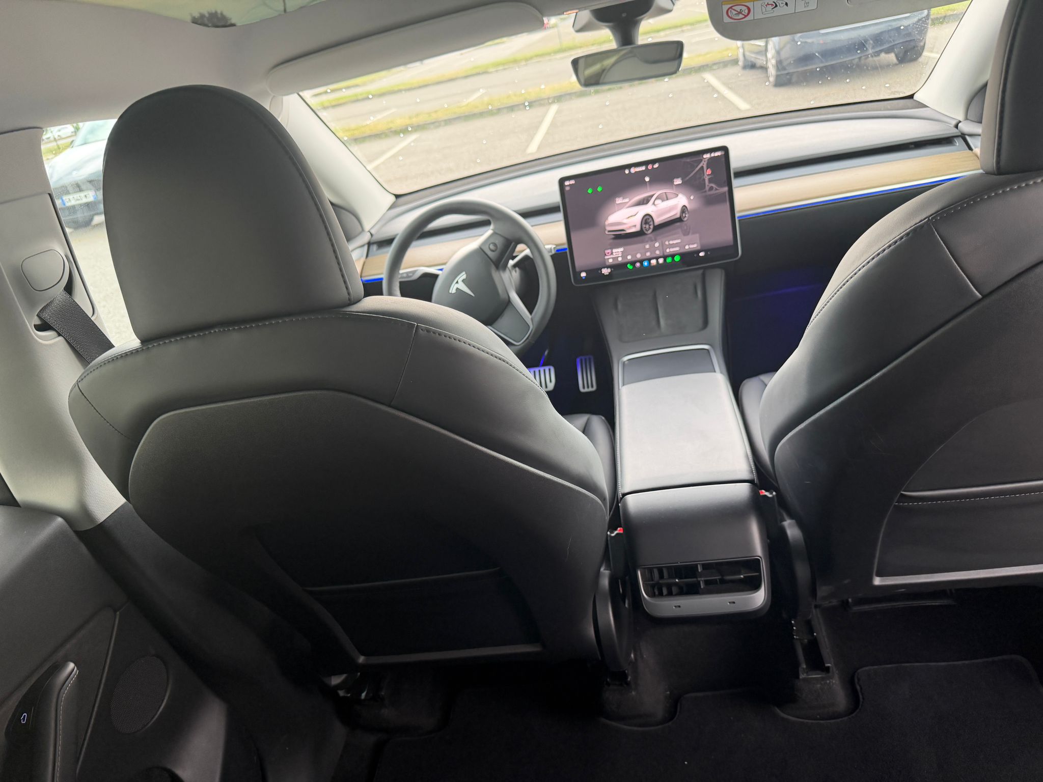 Tesla  Model Y grande autonomie — miniature 11