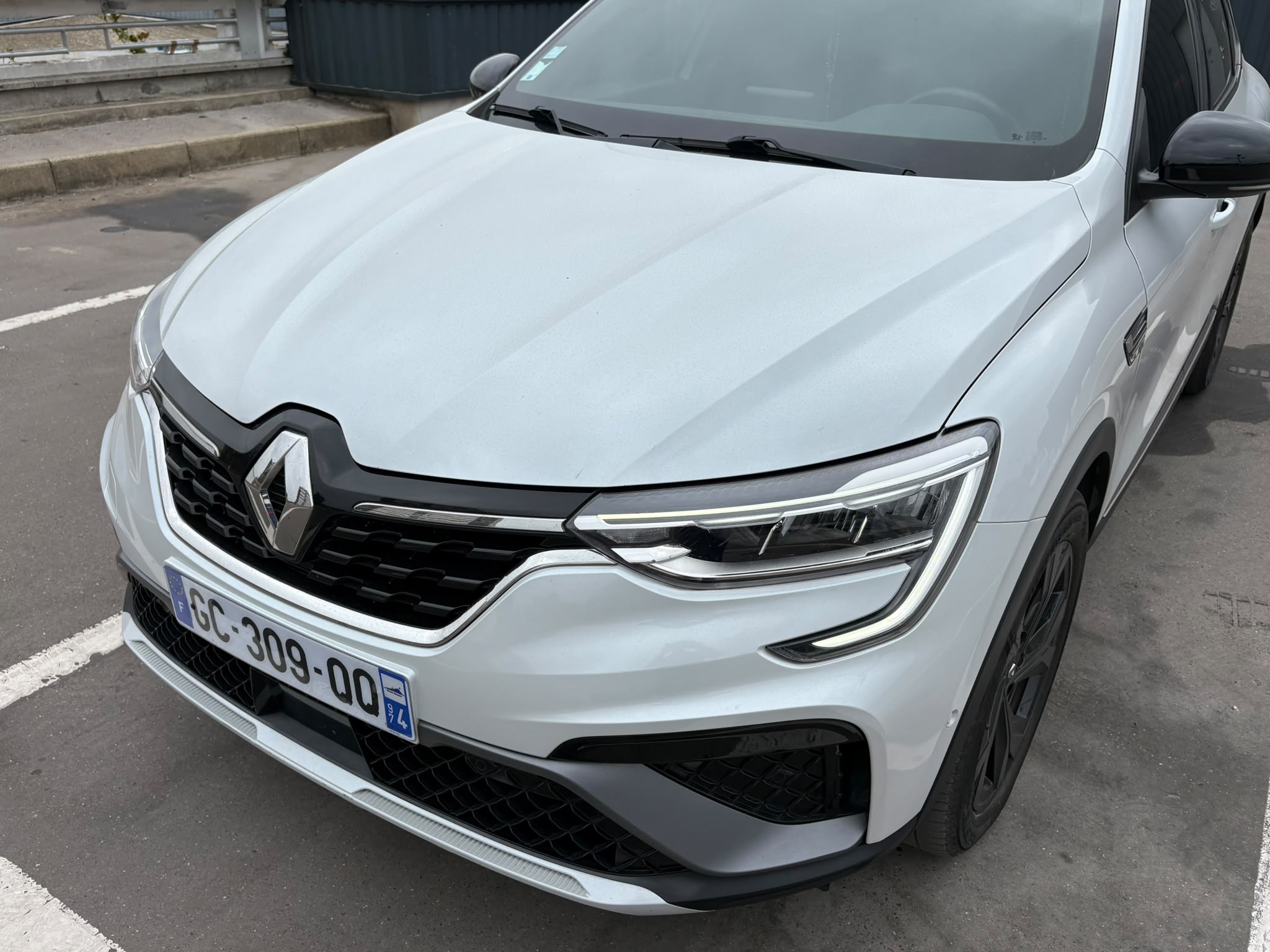 Renault Arkana 1.6 E-Tech 145 RS Line 21B