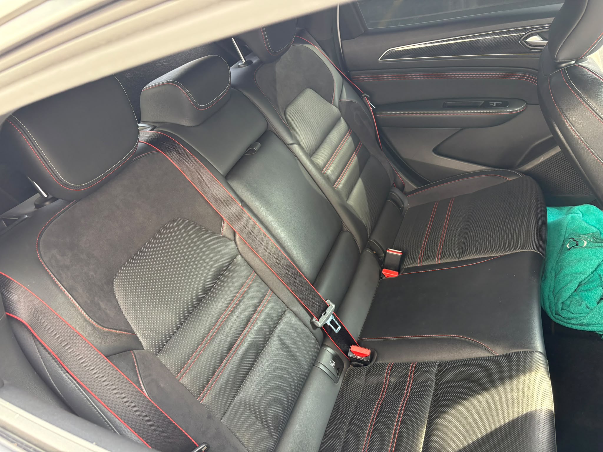 Renault Arkana 1.6 E-Tech 145 RS Line 21B