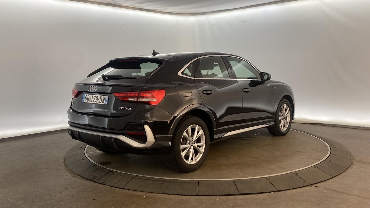 Jaguar E-Pace R DYNAMIC SE P300E PHEV BVA AWD
