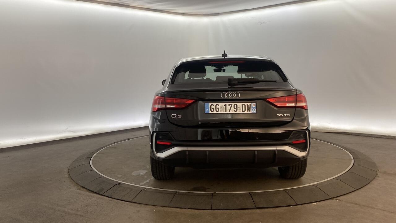 Jaguar E-Pace R DYNAMIC SE P300E PHEV BVA AWD