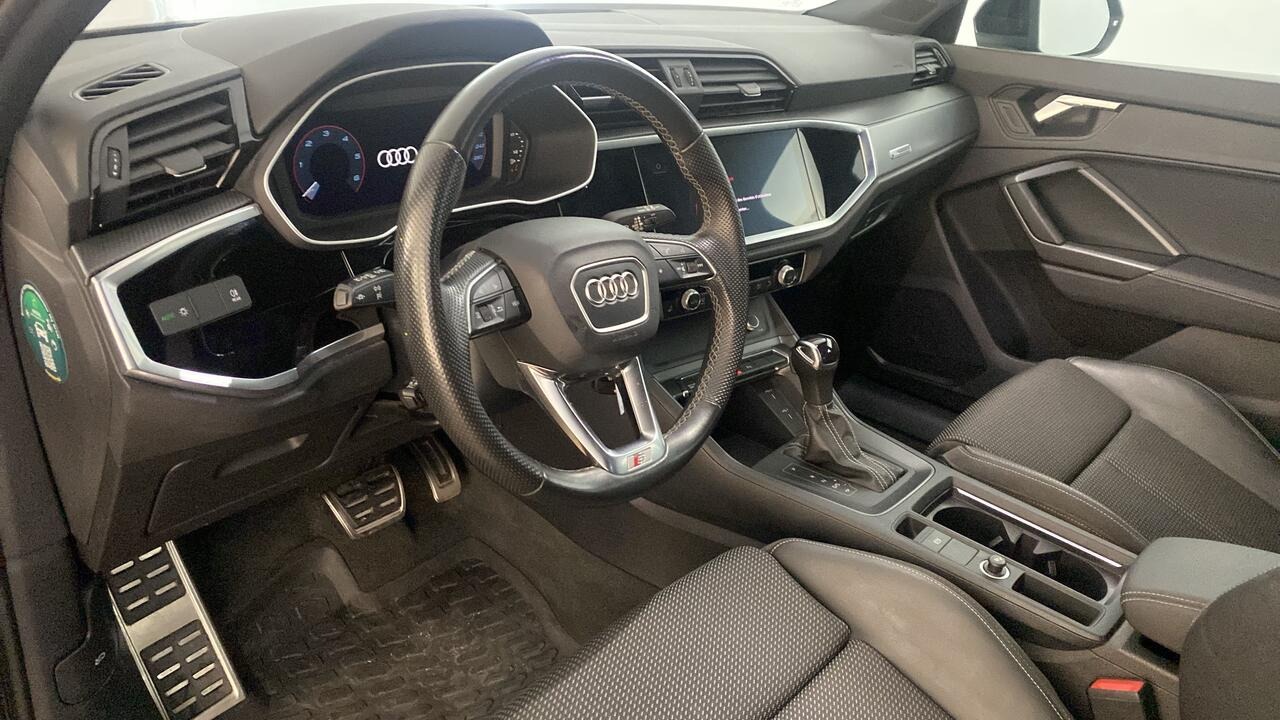Jaguar E-Pace R DYNAMIC SE P300E PHEV BVA AWD