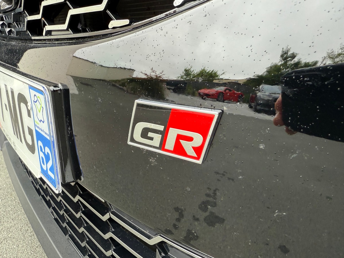 Toyota yaris gr 1.5l 116 ch hybrid