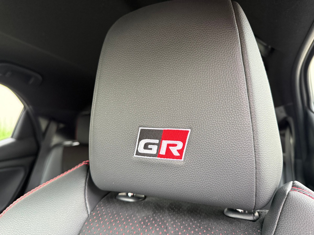 Toyota yaris gr 1.5l 116 ch hybrid
