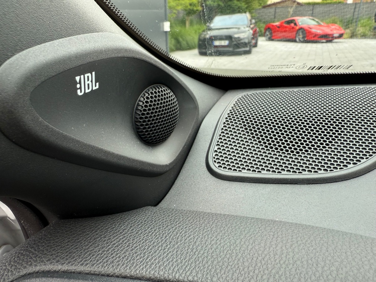 Toyota yaris gr 1.5l 116 ch hybrid