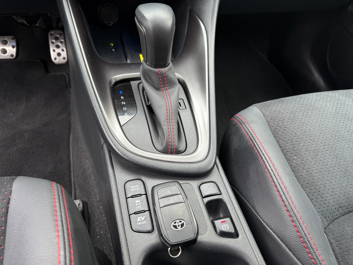 Toyota yaris gr 1.5l 116 ch hybrid